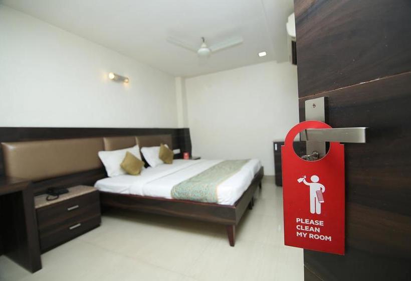 Oyo 9027 Hotel Orchid Regency 10