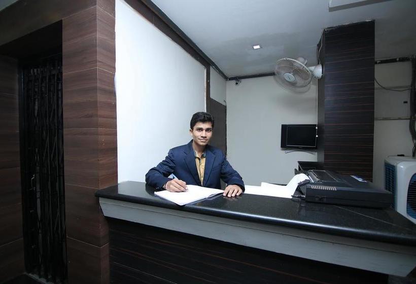 Oyo 9027 Hotel Orchid Regency 3