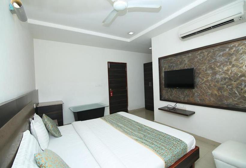 Oyo 9027 Hotel Orchid Regency 5