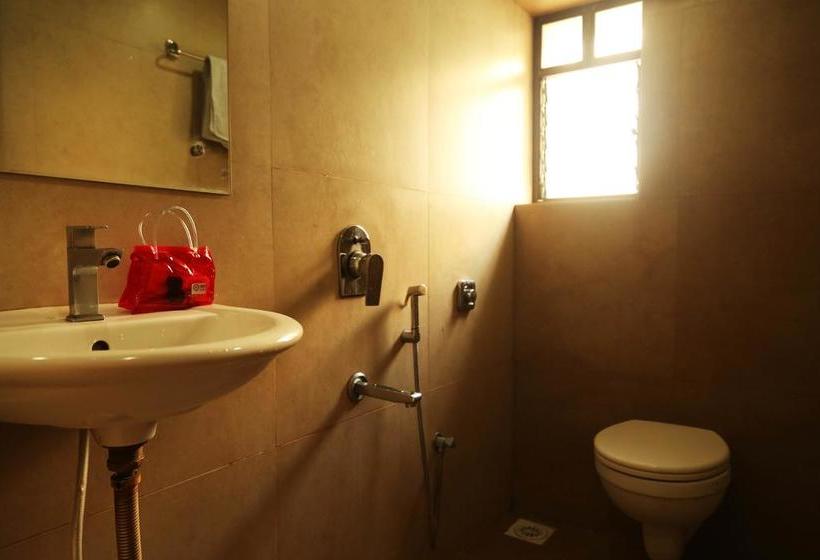 Oyo 2586 Hotel Vikrant Residency 8