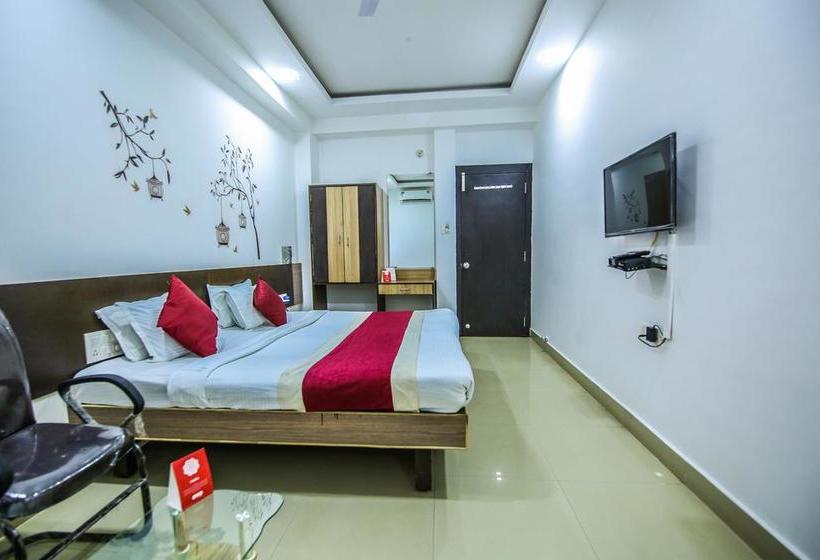 Hotel Oyo 3603 White Pearl 11