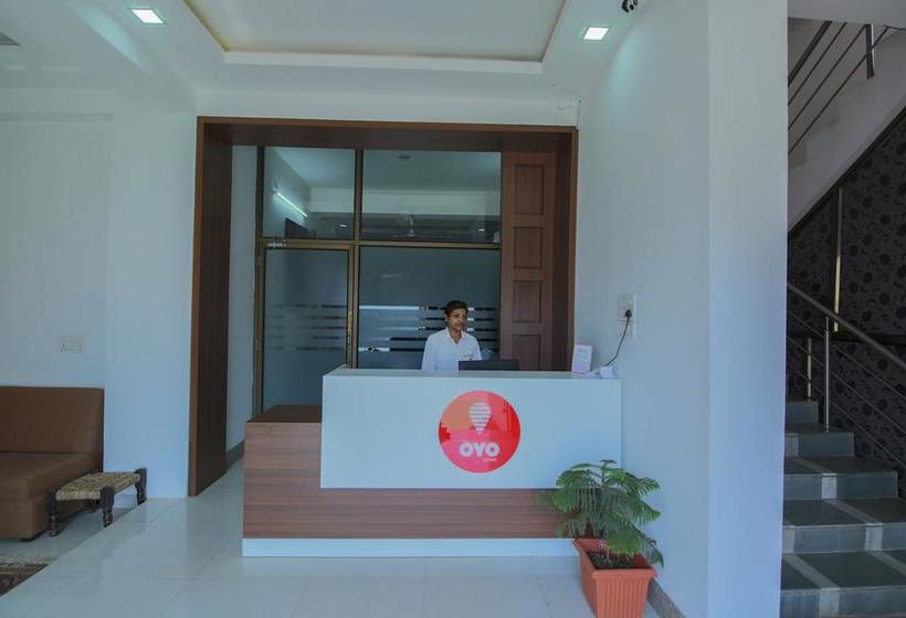 Hotel Oyo 3603 White Pearl 3