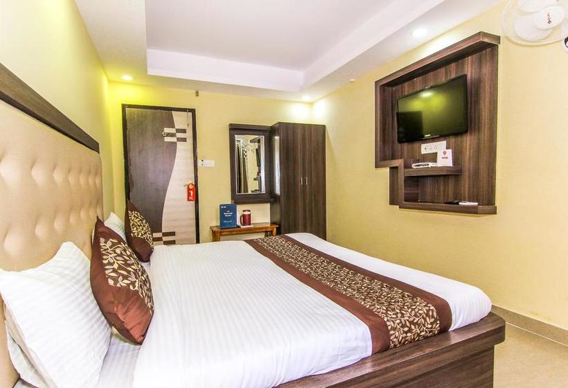 Oyo 6793 Hotel Cz 13