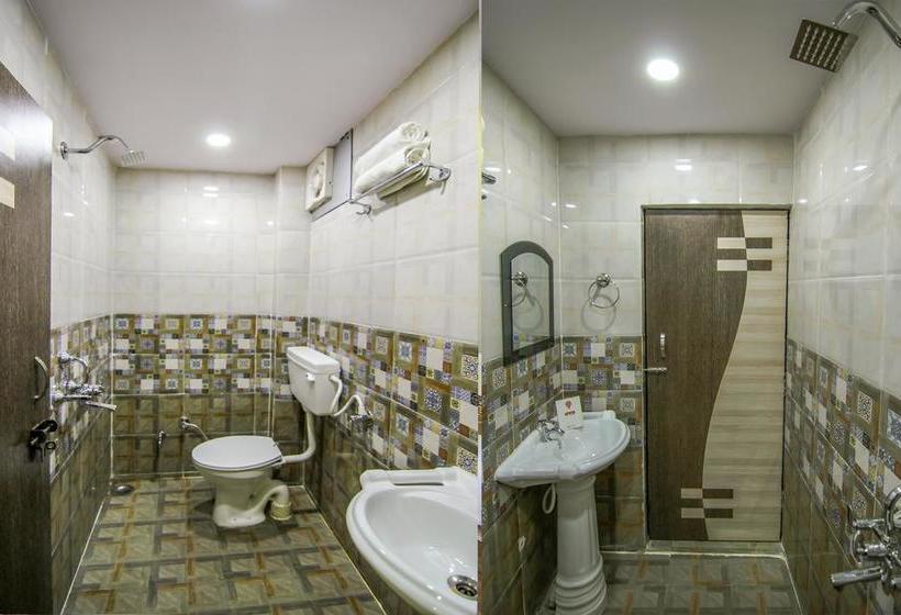 Oyo 6793 Hotel Cz 17