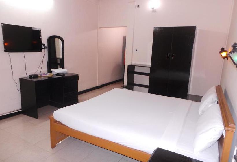 Hotel Benzy Palace 2