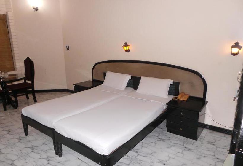 Hotel Benzy Palace 20