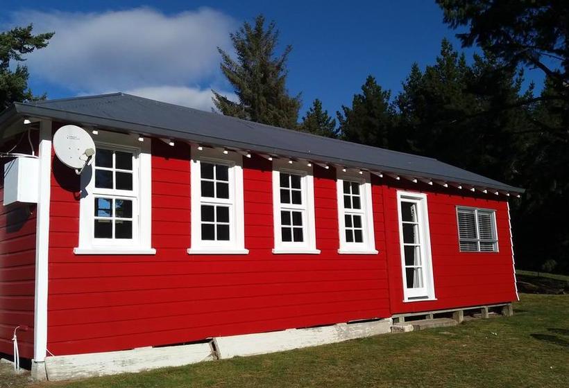 Bed and Breakfast Little Red School House 2