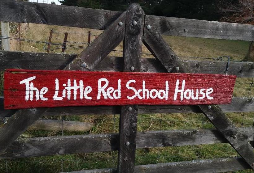 Bed and Breakfast Little Red School House 4