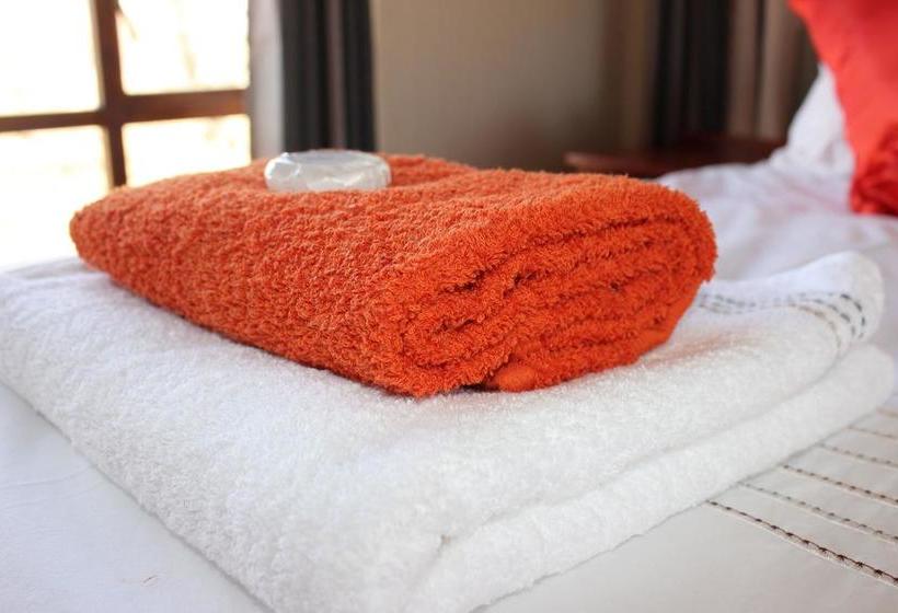 Bed and Breakfast Woodpecker Lodge 8