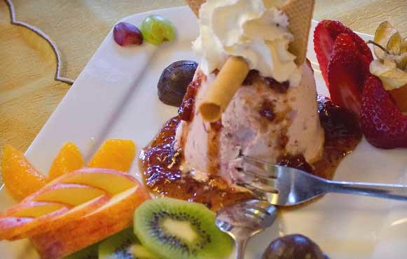 Hotel Landgasthof Waldrast 12