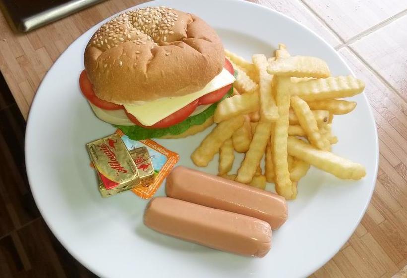 Hotel Sonchai Hua Tean Beach 10