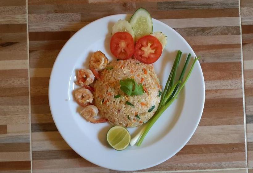 Hotel Sonchai Hua Tean Beach 15