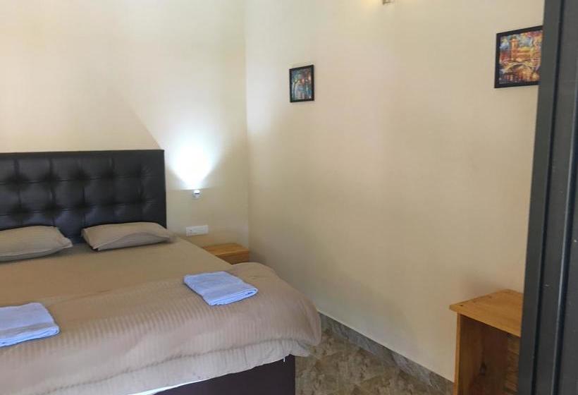 Hotel My Dream Getway Vagator 5