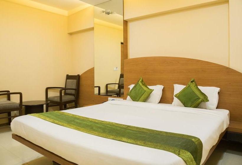 Hotel Treebo Jog Centre 11