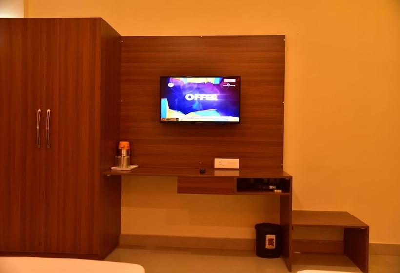 Hotel Citywalk Residency 10