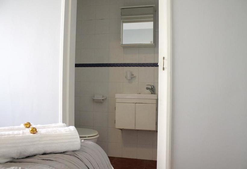 Bed and Breakfast The Drawing Rooms On 2nd 12