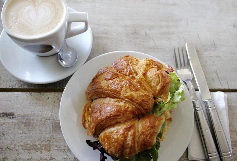 Bed and Breakfast The Drawing Rooms On 2nd 4