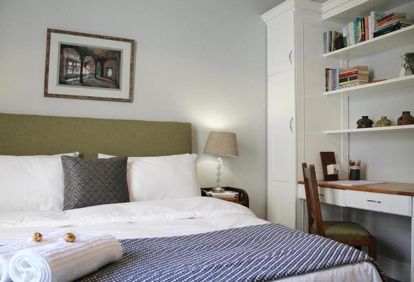 Bed and Breakfast The Drawing Rooms On 2nd 7