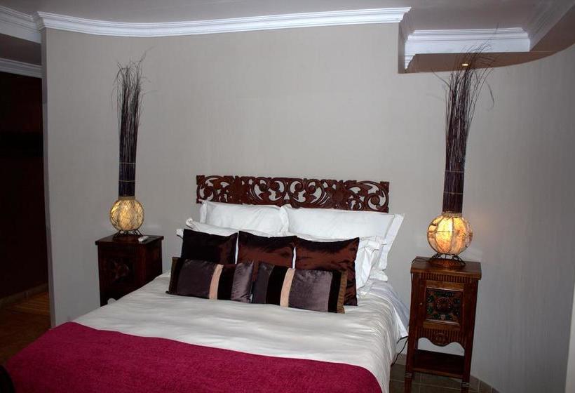 Tuskers Bush Lodge B&b 1