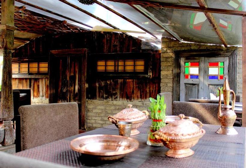 Hotel The Villagio 17