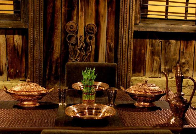 Hotel The Villagio 19