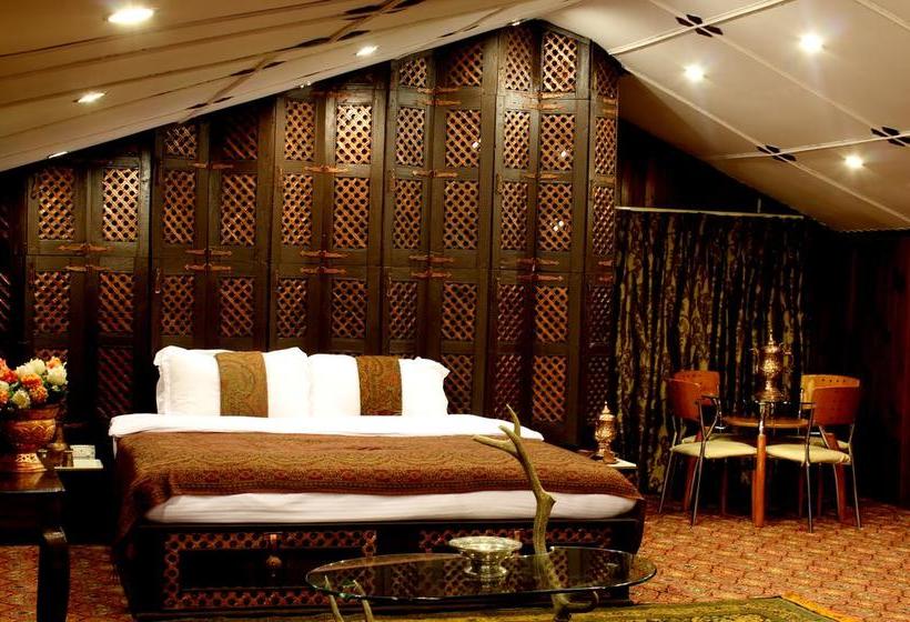 Hotel The Villagio 6