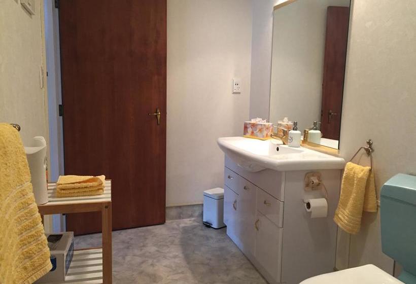 Bed and Breakfast Seymour View 8