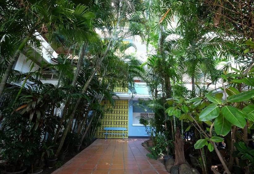 Hotel Jatuporn Mansion 1