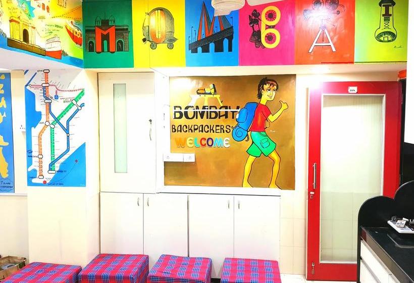 Airport Hostel Bombay Backpackers 16