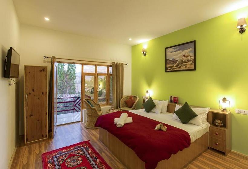 Hostel Zostel Leh 16