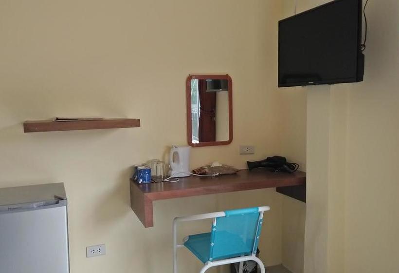 Hotel Anyavee Nammao Beach Resort 14