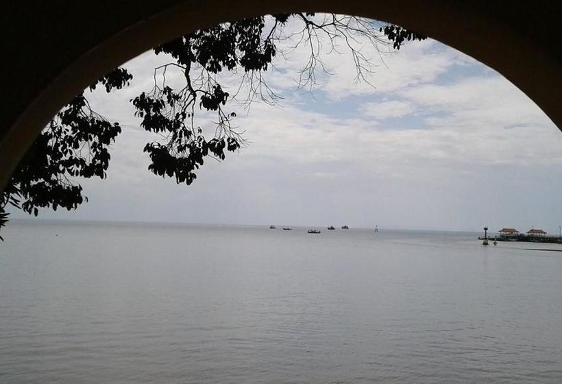 Hotel Anyavee Nammao Beach Resort 3