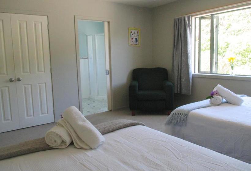 Brackish Beach B & B 13