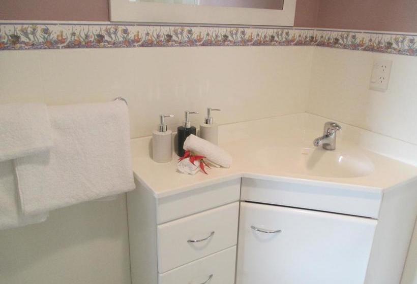 Brackish Beach B & B 20