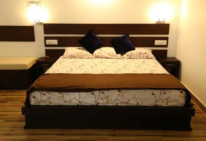 Hotel Orange Wood Resort 14