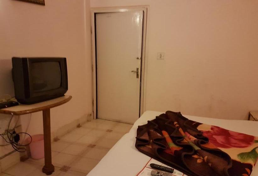 Hotel Ravi Ranjana S 10