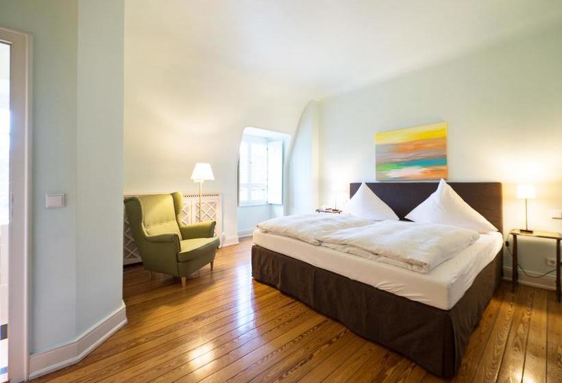 Hotel Gästehaus Schloss Saareck 10