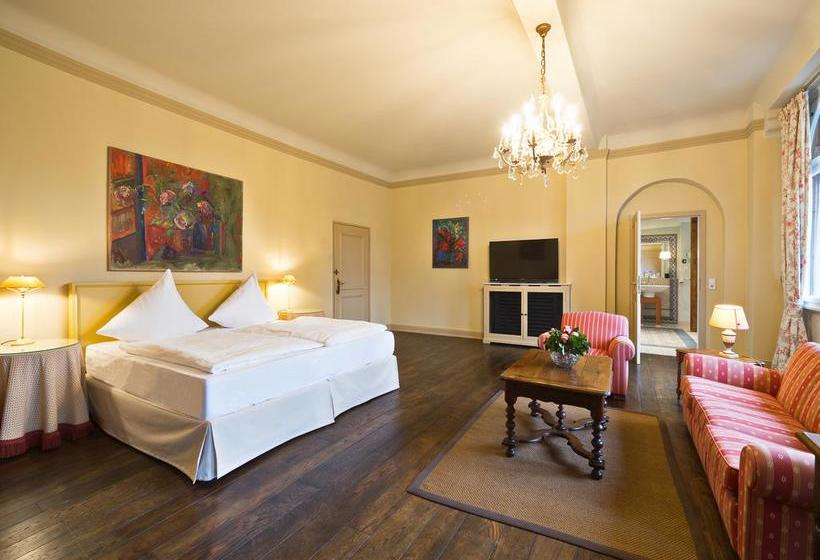 Hotel Gästehaus Schloss Saareck 5