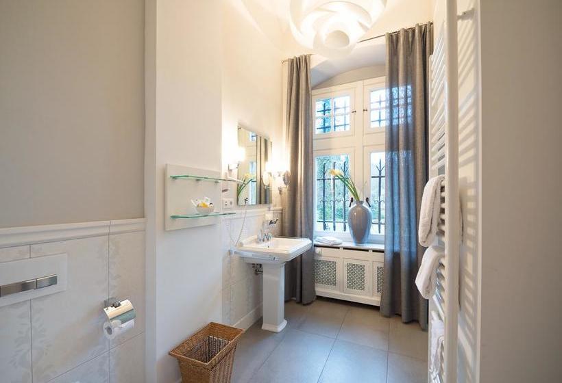 Hotel Gästehaus Schloss Saareck 7