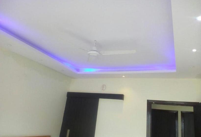 Hotel Brand Newmarc Blue Luxury 11