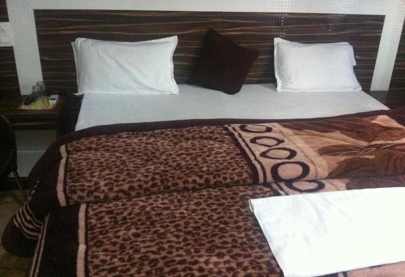 Hotel Brand Newmarc Blue Luxury 18