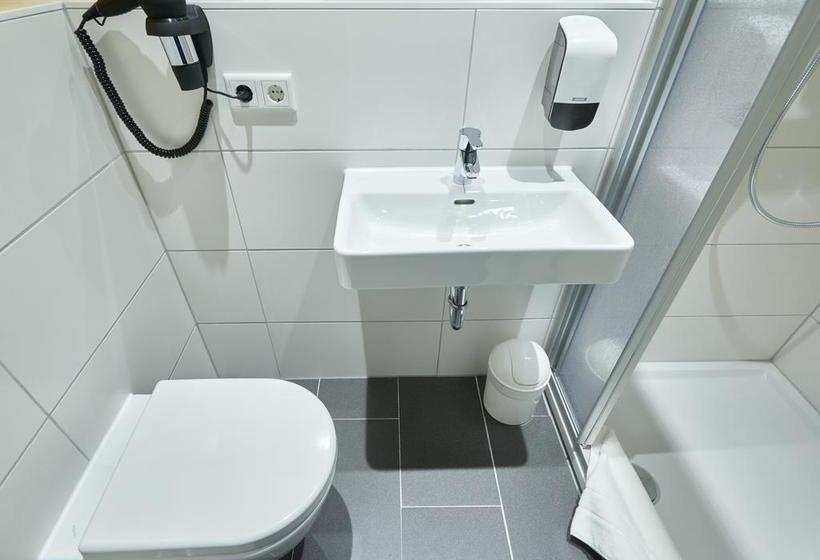 Mcdreams Hotel Düsseldorfcity 6