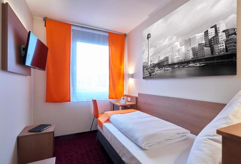 Mcdreams Hotel Düsseldorfcity 8