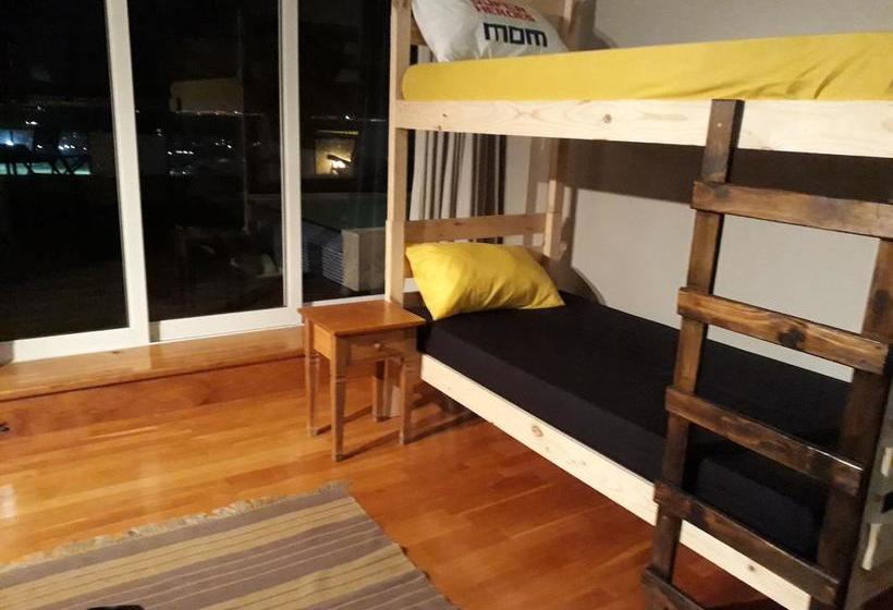 Hostel Awesome Backpackers 18