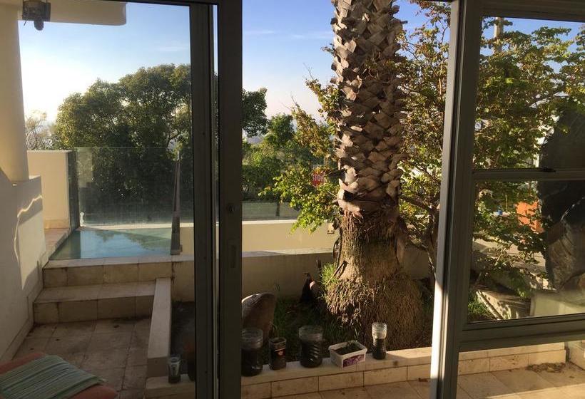 Hostel Awesome Backpackers 4