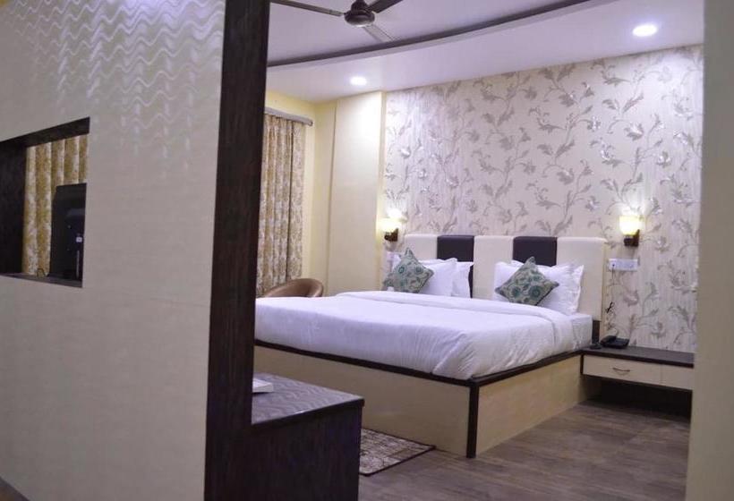 Hotel Sun Shine & Resort Satna 4