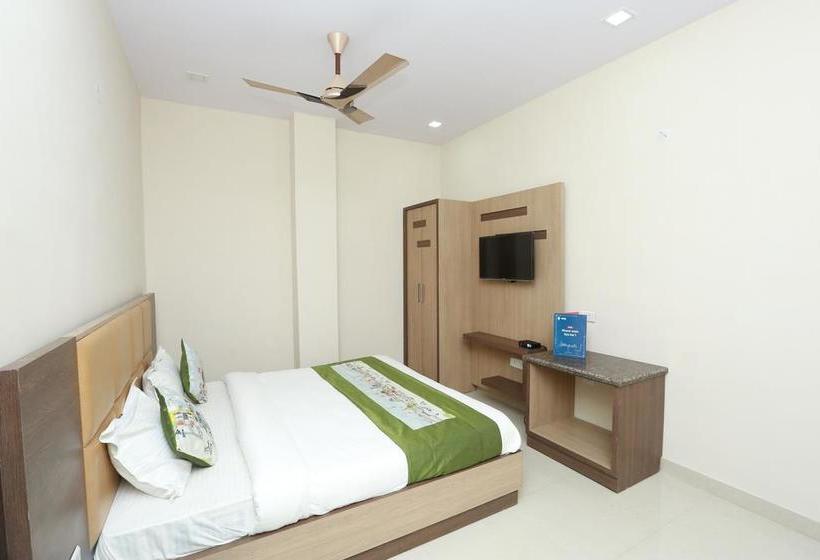 Hotel Oyo 9007 Royal Crown 11