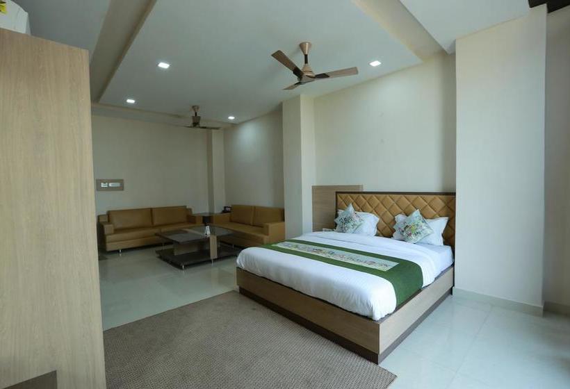 Hotel Oyo 9007 Royal Crown 15