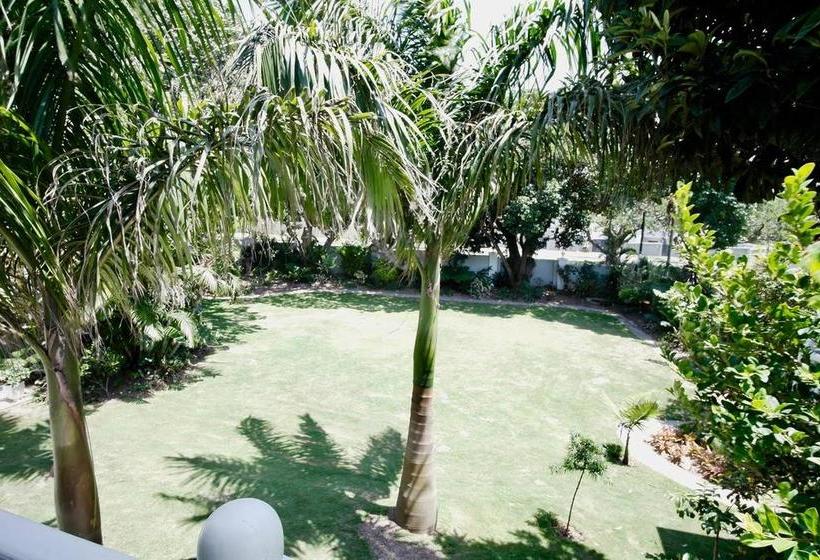 Bed and Breakfast Clouds End Sanctuary 1