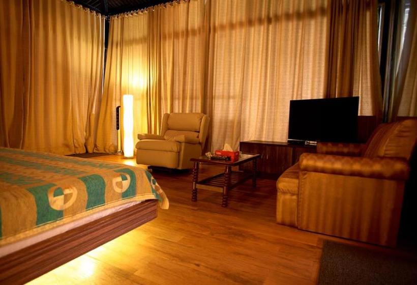 Hotel Kino Lakeside Chalet 12